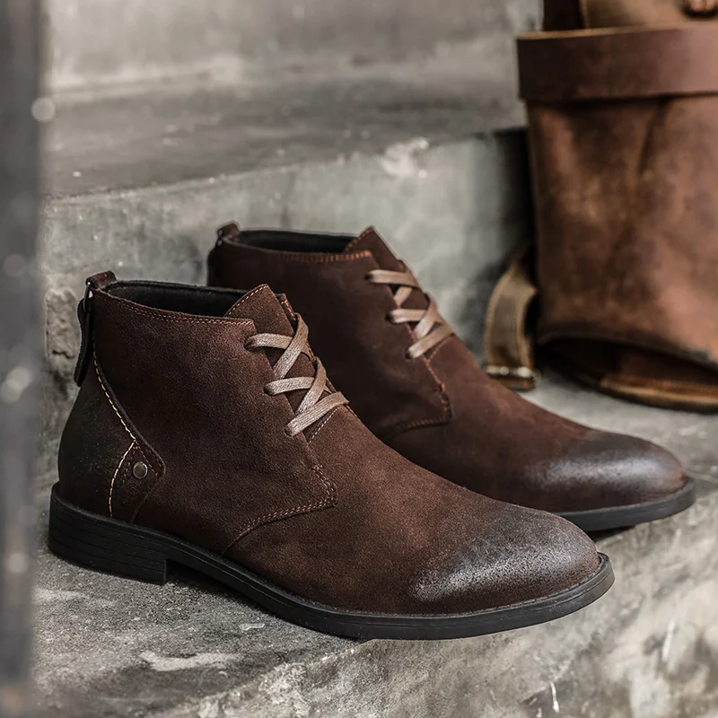 Men'S Shoes Zipper - 新しい牛革スエードアンクルブーツ手作りヴィンテージ英国男性レースアップ本革靴デザイナー作業ツーリングブーツオートバイブーツ