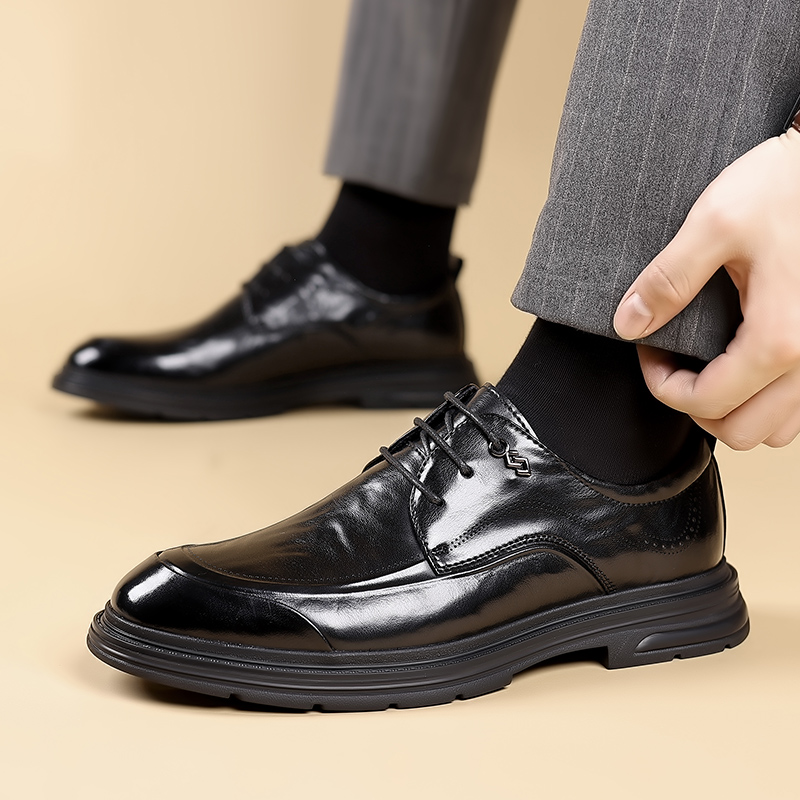 Oxford Brogue Leather - ファッション新しいメンズビジネスブリティッシュカジュアルレザーオックスフォードシューズブランドクラシックブラックワークシューズバージョンレースアップ小さな革靴