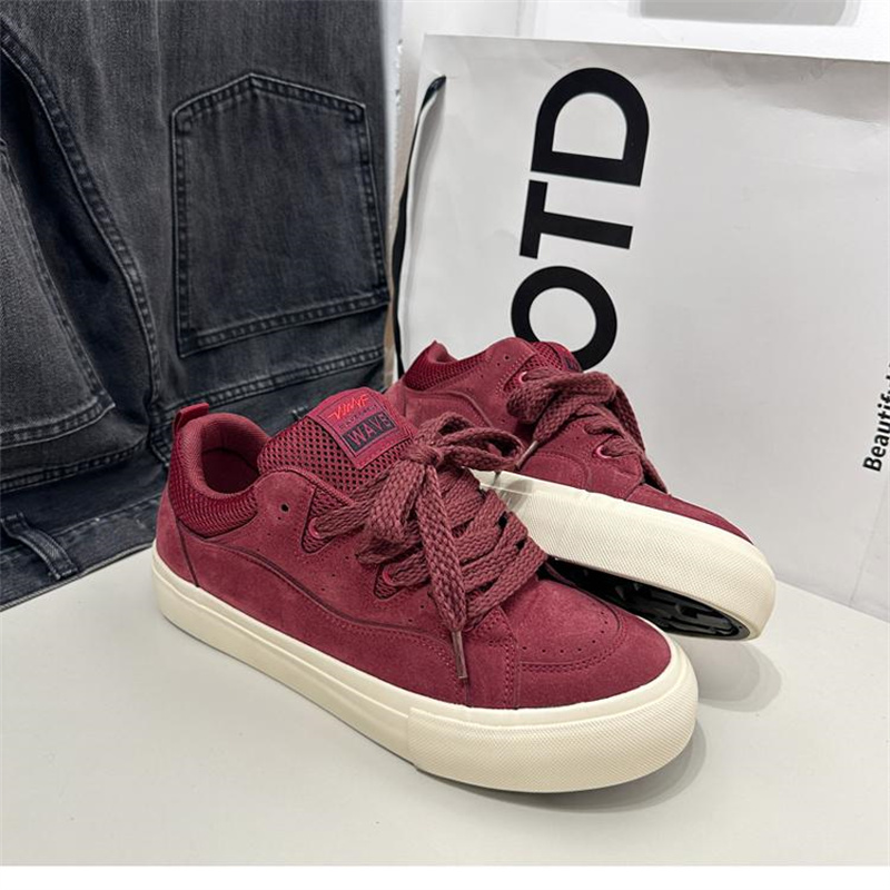 Men'S Shoes Target - 男性用レッドキャンバスシューズ夏トレンディオールマッチスポーツカジュアルユーススモールターゲットデザインロースタイルトレンディシューズ