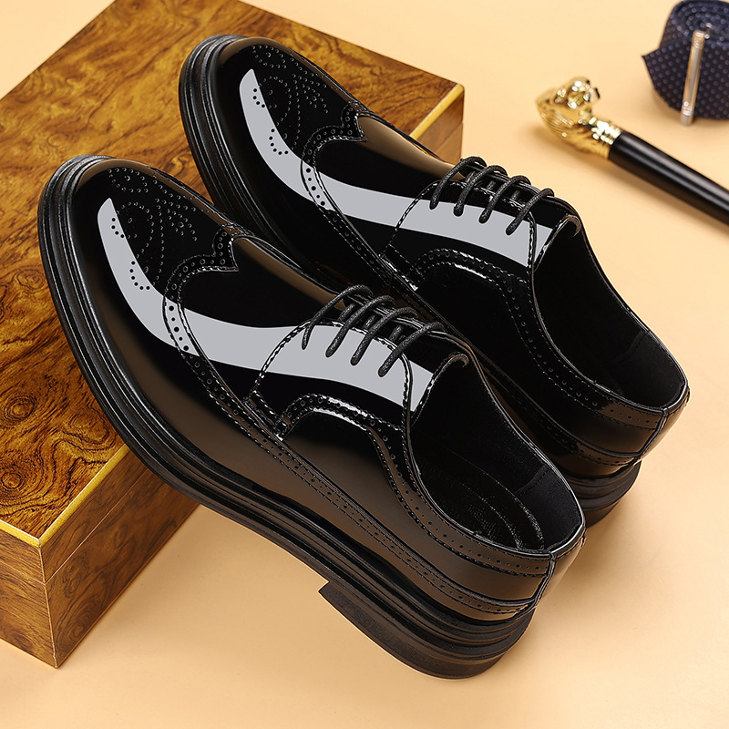 メンズ パテントレザー ブローグ ドレスシューズ レースアッ - Oxford Brogue Leather のレビューと価格