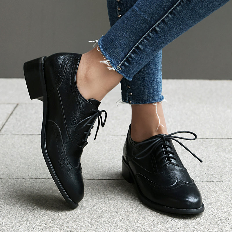 ブローグオックスフォードシューズ レディース レースアップ  - Oxford Brogue Leather のレビューと価格