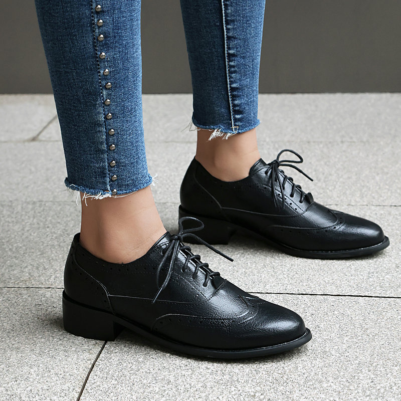 ブローグオックスフォードシューズ レディース レースアップ  - Oxford Brogue Leather のレビューと価格