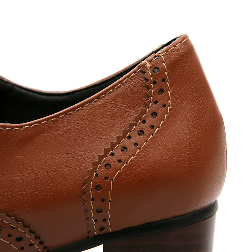 Oxfords-女性用ハイブロックヒール、ブラウンレザー、ラ - Oxford Brogue Leather のレビューと価格