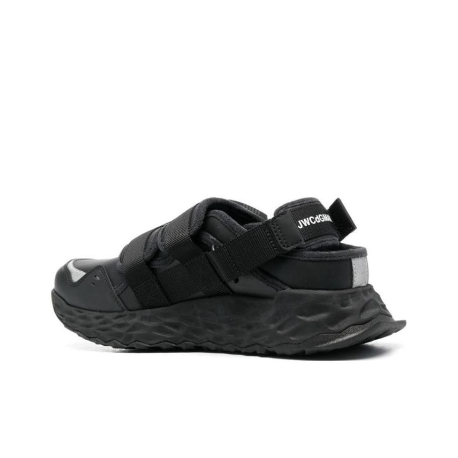 ニューバランス NB ニオブミウムコンセプト リバートレッキ - Men'S Shoes New Balance のレビューと価格