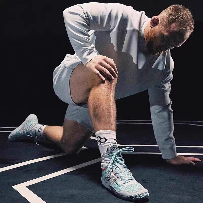 2026 プロボクシングシューズユニセックス通気性レスリング - Men Shoes Vs Women のレビューと価格