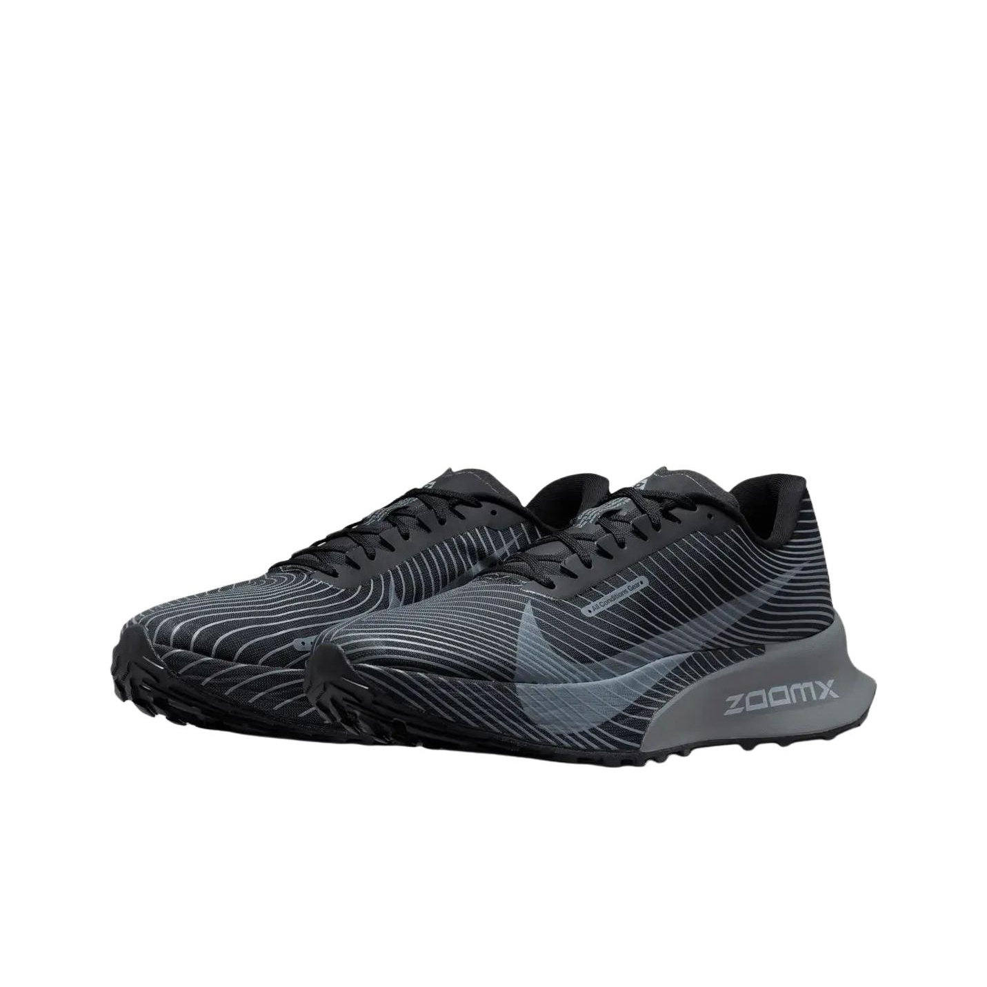 ナイキ ACG ウルトラフライ トレイルランニングシューズ  - Men Shoes Nike のレビューと価格